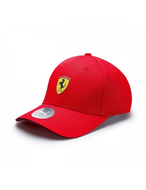 Casquette Ferrari...