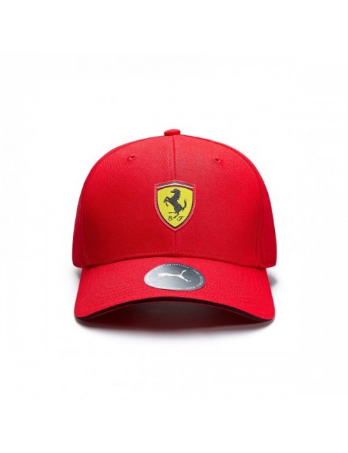 Casquette Ferrari...