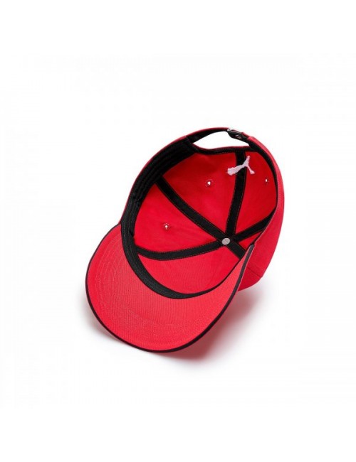 Casquette Ferrari...