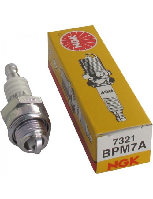 bougie-allumage-ngk-BPM7A-MOTOR-KART-COMER-C50 -Magickart