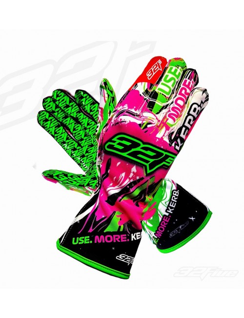 Το Karting 32Five Gloves χρησιμοποιούν περισσότερα Curb - Brad Philpot-Magickart Edition