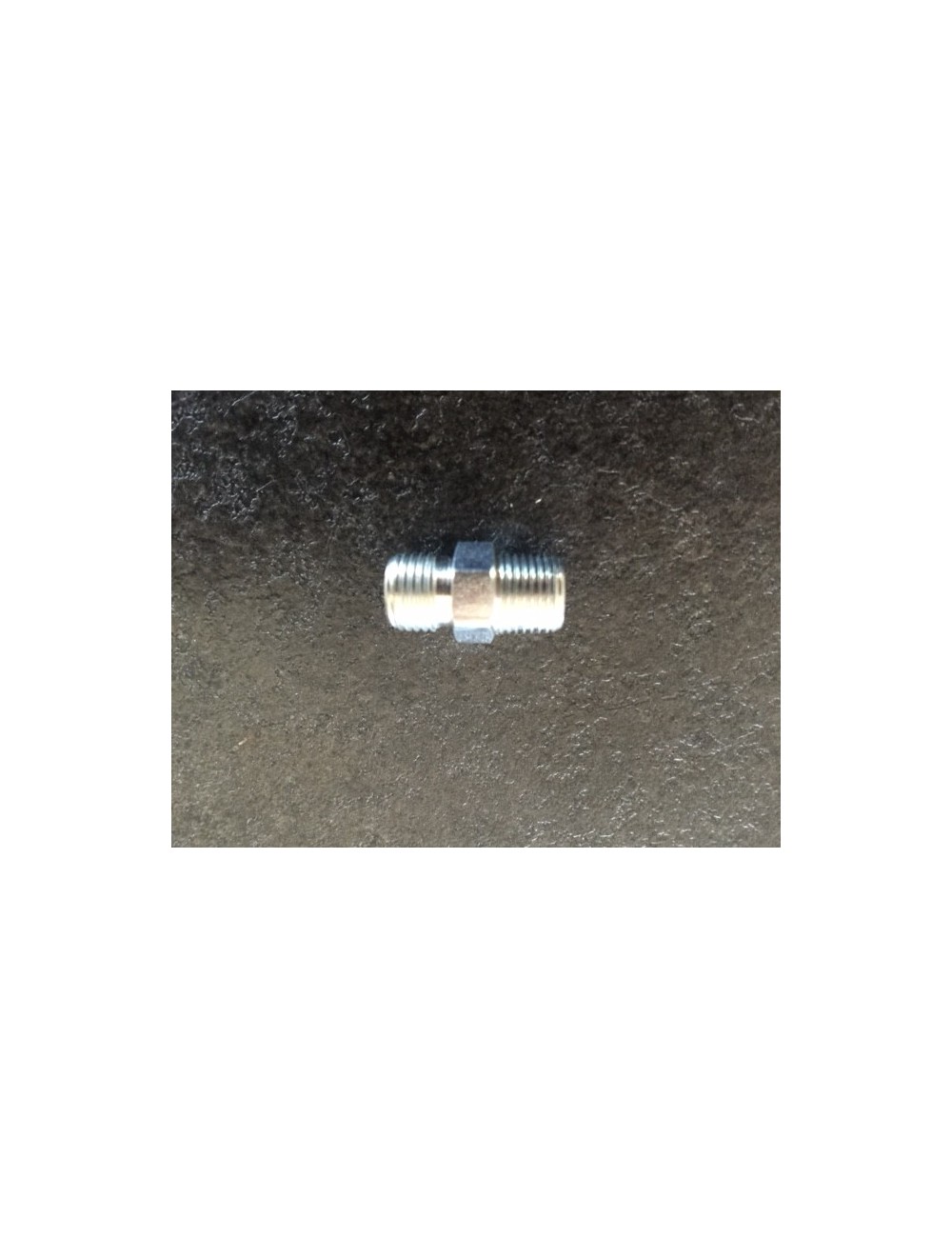 PIPE CONNECTOR 1/8