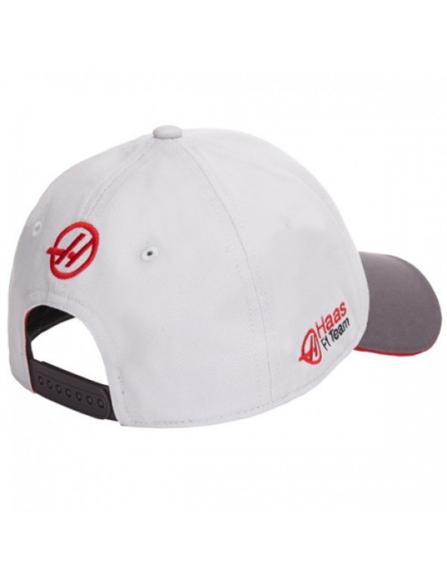 Gorra replicada de Haas