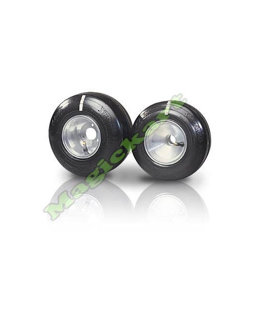 Sale Vega Cadetti Tire at the best price at Magickart