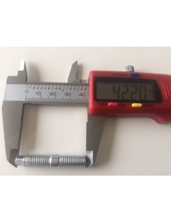 Goujon de moyeu M8x42mm
